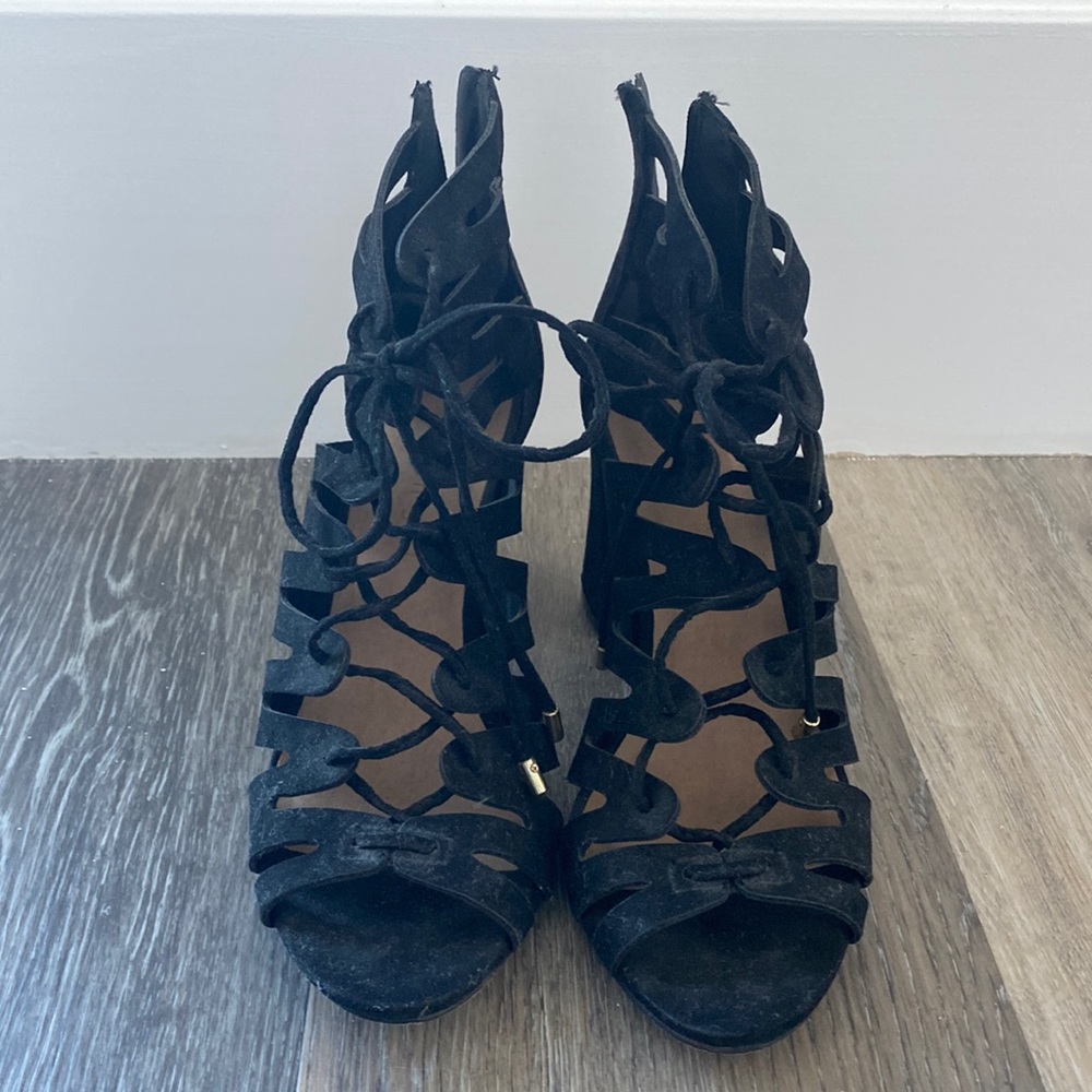 Madden girl. Women US 8. Black